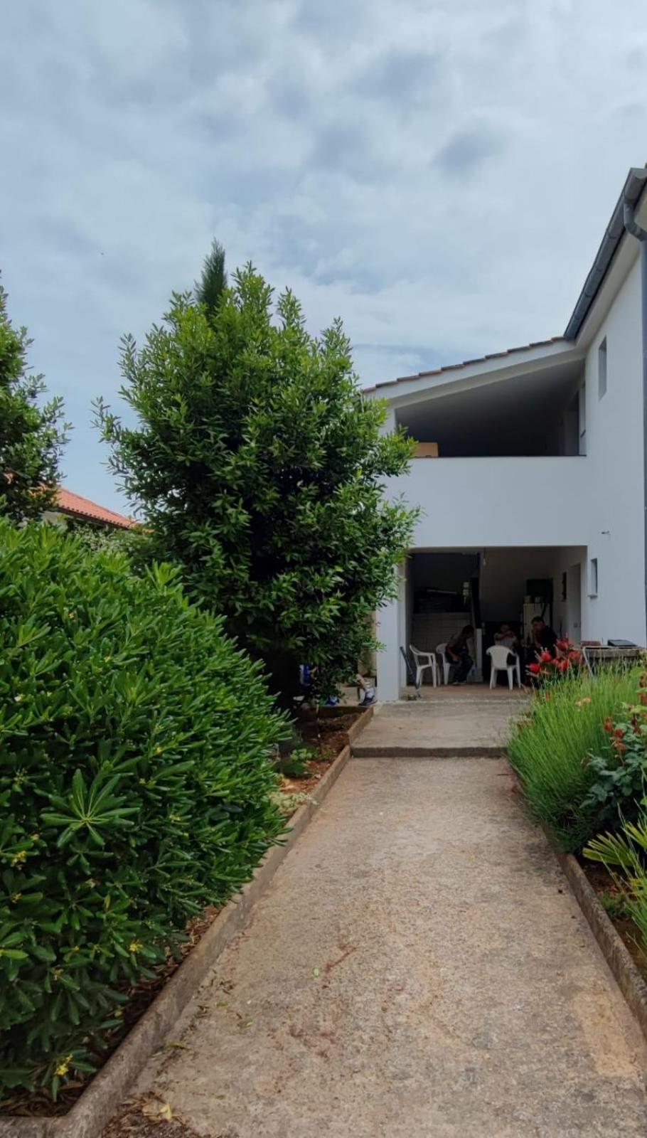 Apartmani 1 Pinezici Zewnętrze zdjęcie